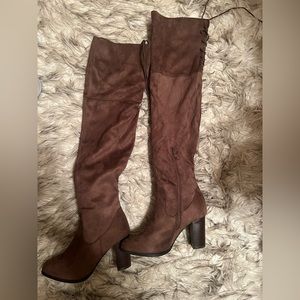 BRAND new suede boots